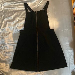 Pie in the sky black zip up dress size L fits like a M